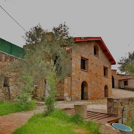 Otel The Mira House